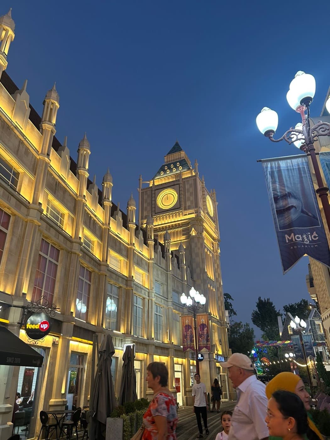 Часовая башня в Magic City, Ташкент